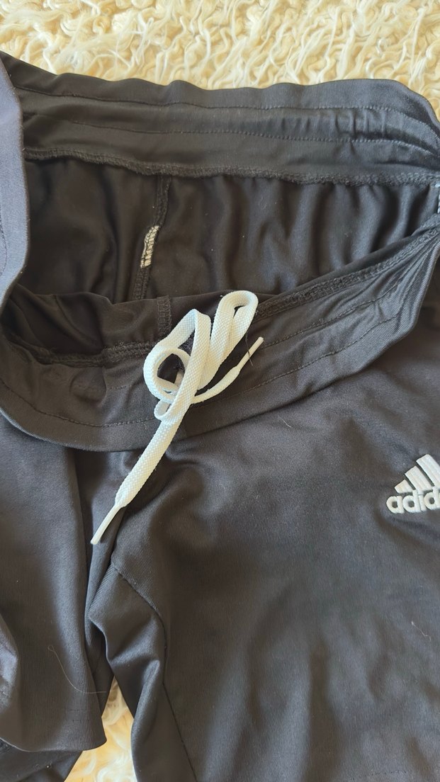 Siyah Adidas Elastik Bel Şort - Görsel 3