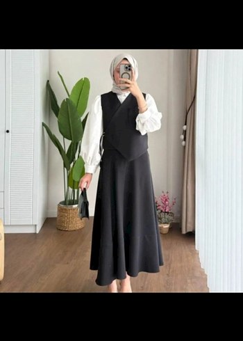 Trendyol & Milla Siyah Straplez Midi Pamuk Yelek