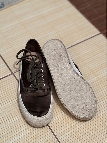 37 Beden Sneaker ayakkabı
