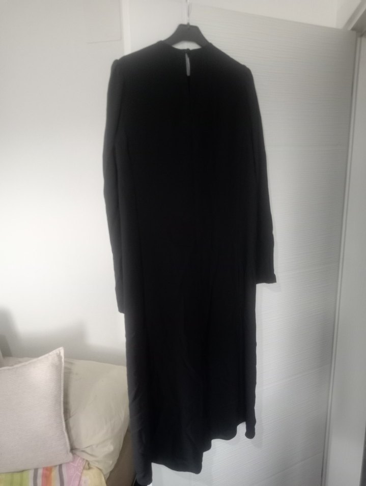 Uzun Siyah Drapeli Kadın Elbise - Görsel 3