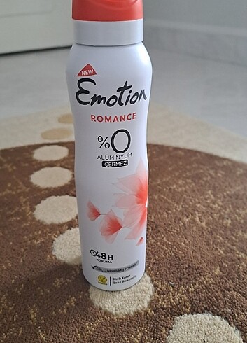 EMOTİON ROMANCE DEODORANT 150ml - Görsel 2