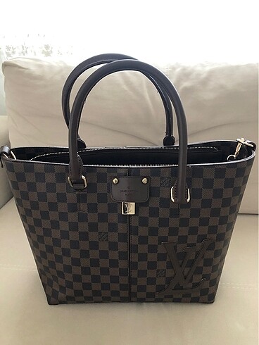 Louis Vuitton Çanta