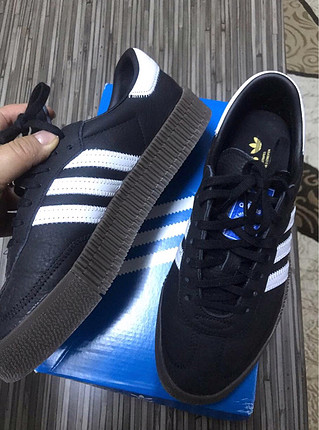 39 Beden siyah Renk Adidas samba 