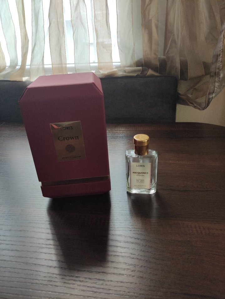 Crown Kadın Parfümü - Görsel 3