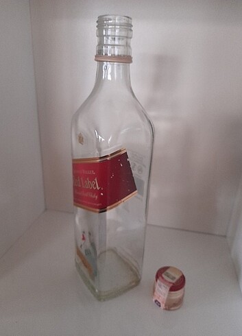 Red label 