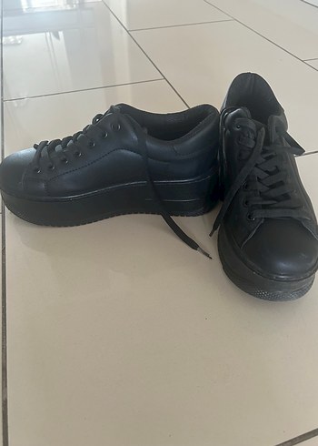 Diğer Siyah Deri Sneaker