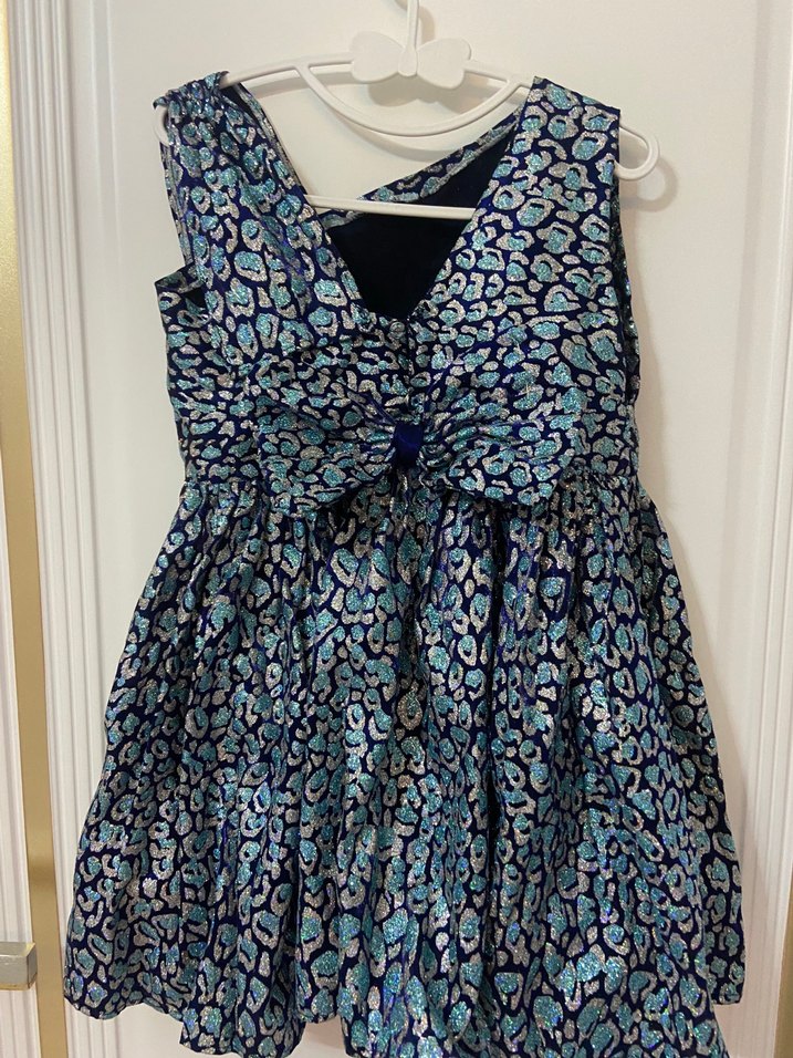 Kolsuz, Pilili, V Yakalı Renkli Kız Elbisesi - Görsel 2