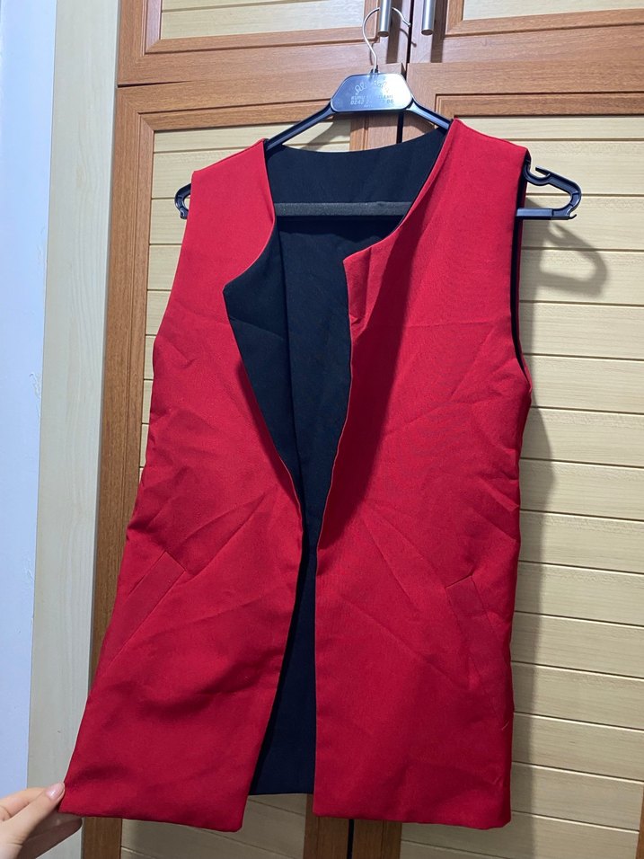Kırmızı Drapeli Kadın Yelek - Görsel 3