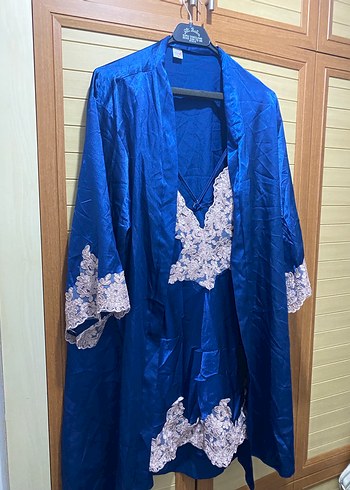 İşlemeli Mavi Askılı Midi Gecelik - Görsel 2