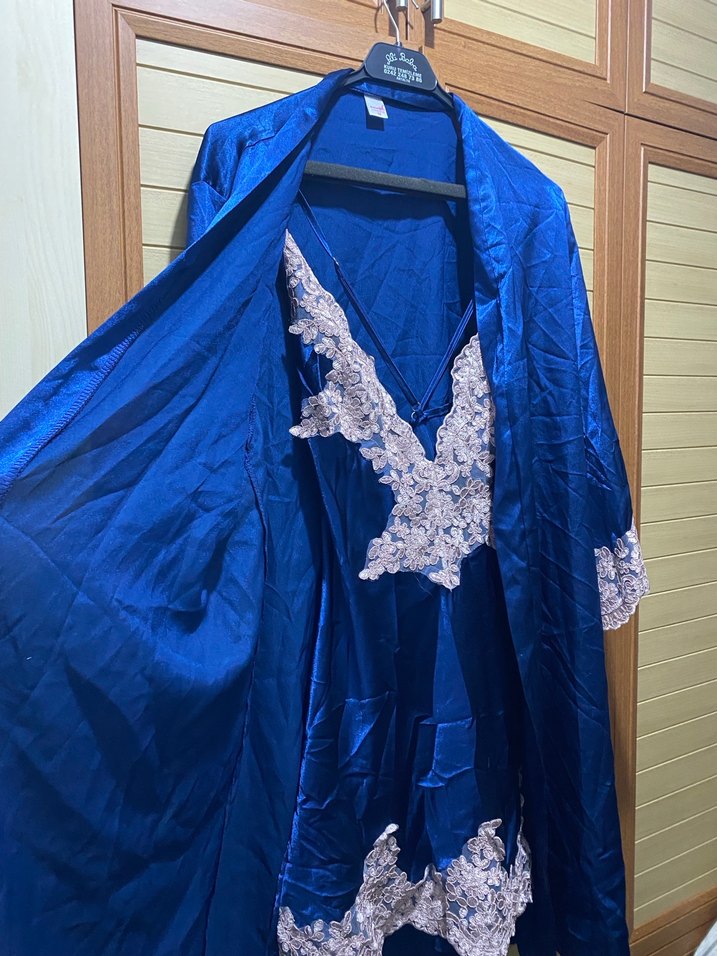 İşlemeli Mavi Askılı Midi Gecelik - Görsel 4