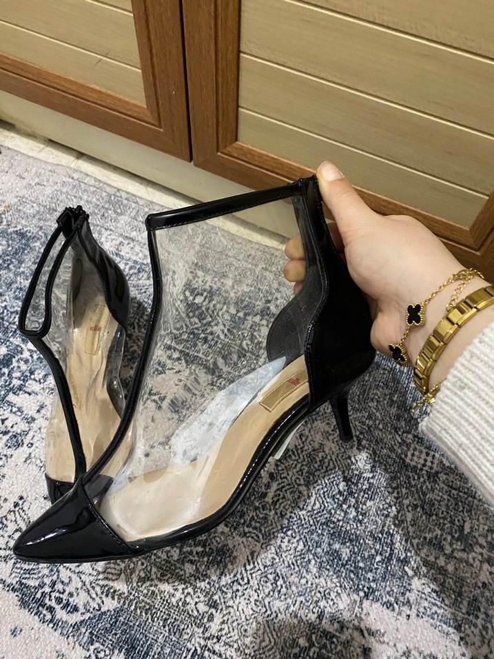 Parlak Siyah Stiletto Topuklu Kadın Gece Ayakkabısı - Görsel 3