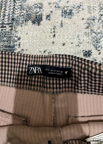 Düğmeli Kahverengi Ekose Mini Şort - Görsel 4