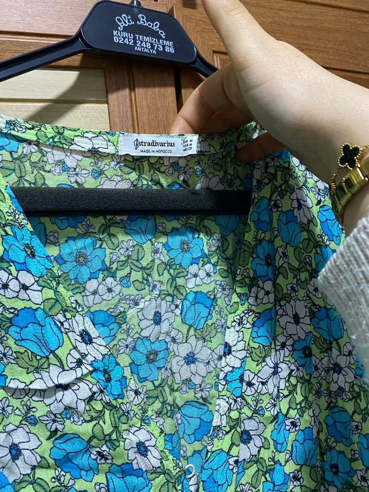 Renkli Bohem Midi Elbise V Yaka Düğmeli - Görsel 2