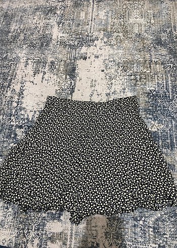 Kadın Siyah Mini Etek, Fırfırlı, Salaş Kesim - Görsel 2