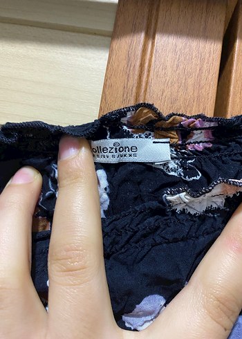 Kadın Siyah Çiçekli Mini Bluz - Görsel 3