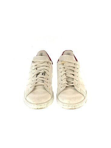 40 Beden Adidas Spor Ayakkabı %70 İndirimli.