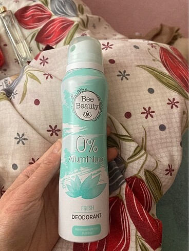 Bee beauty deodorant