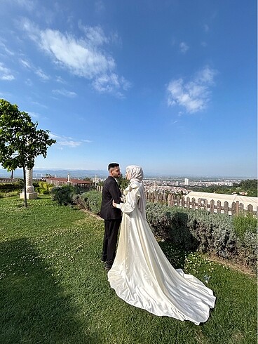Nikah elbisesi