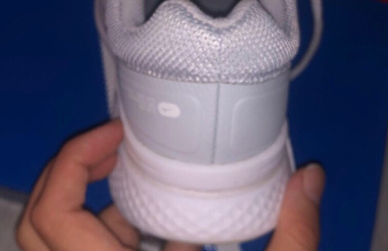 38 Beden Nike orjinal beyaz spor ayakkabı bir iki kez kullanıldı