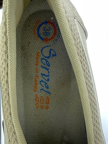38 Beden çeşitli Renk PreLoved Babet %70 İndirimli.