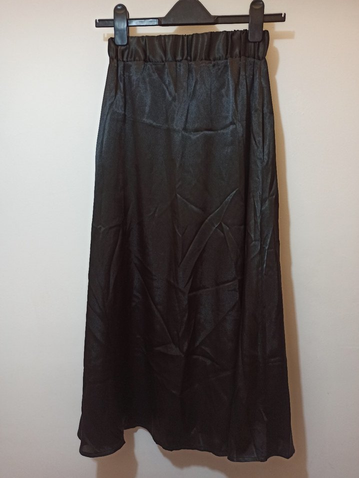 Kadın Siyah Uzun Drapeli Gotik Etek - Görsel 3