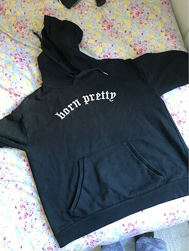 Bershka Sweetshirt