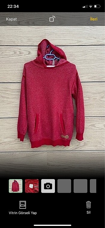 7 Yaş Beden Fermuarlı lacivert sweatshirt ve zara kırmızı kazak