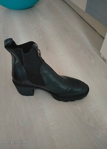 41 Beden siyah Renk Zara bot