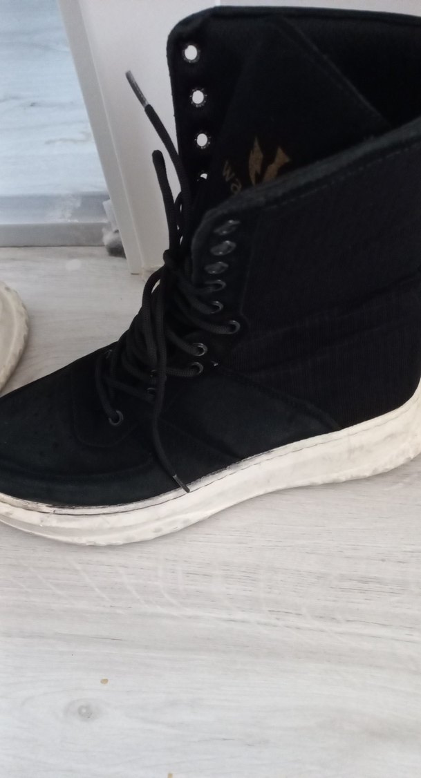 Siyah Bağcıklı Stiletto Topuklu Kadın Bot - Görsel 2