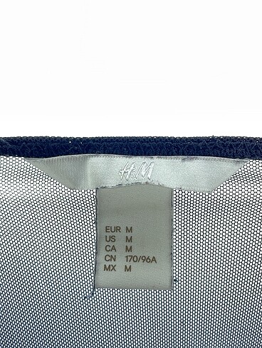 m Beden siyah Renk H&M Bluz %70 İndirimli.