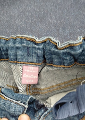 Nakış Detaylı Gri Denim Kız Şortu - Görsel 2