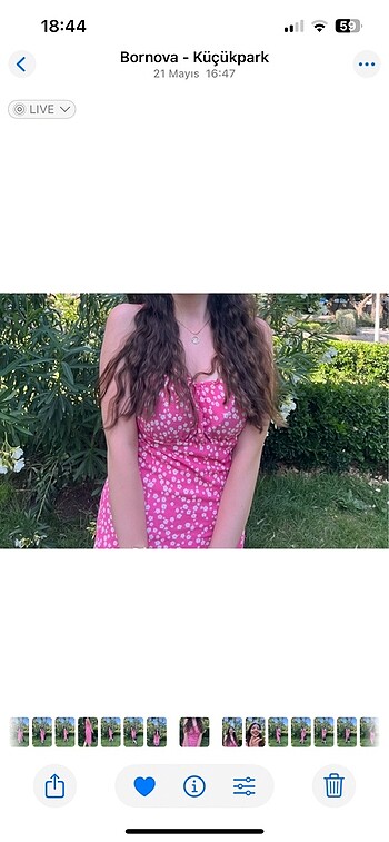 s Beden İnce askılı pembe beyaz çiçekli hafif yırtmaçlı elbise