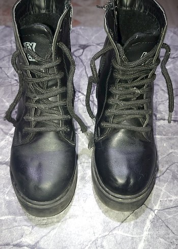 Siyah Deri Platform Topuklu çocuk botu - Görsel 2