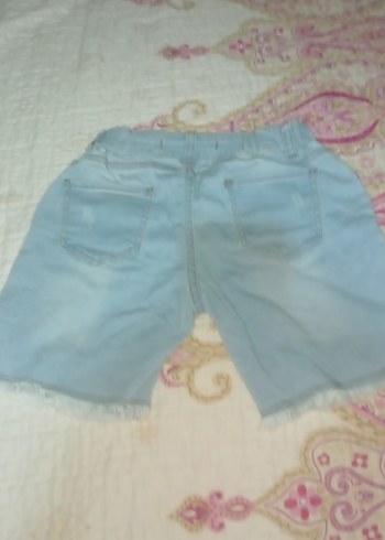 Boncuk Detaylı Mavi Mini Kot Şort - Görsel 5