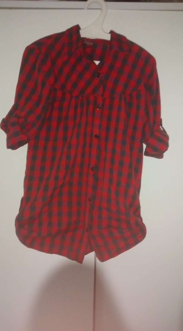 Kırmızı Düğmeli Uzun Kollu Kadın Gömlek - Görsel 4