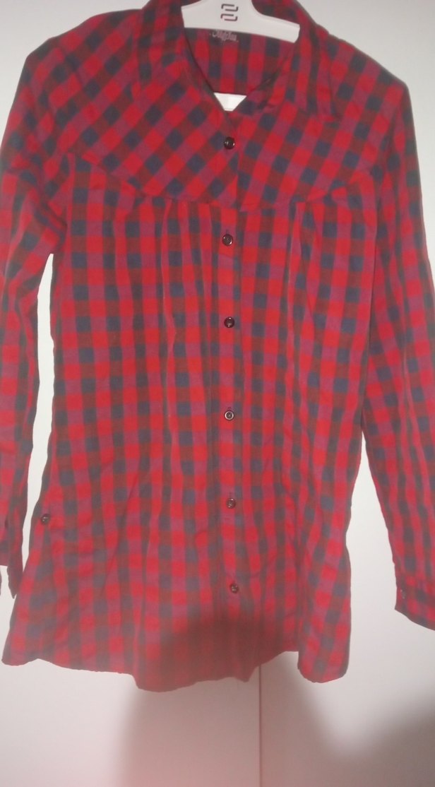 Kırmızı Düğmeli Uzun Kollu Kadın Gömlek - Görsel 2