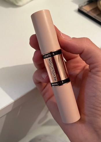 Bej Çift Uçlu Kapatıcı ve Aydınlatıcı