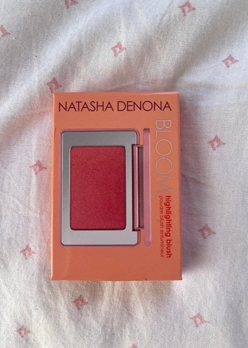 Natasha Denona Bloom Aydınlatıcı Allık