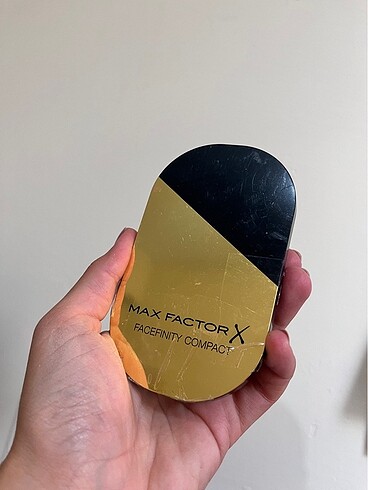 Max factor Warm Porcelain 031