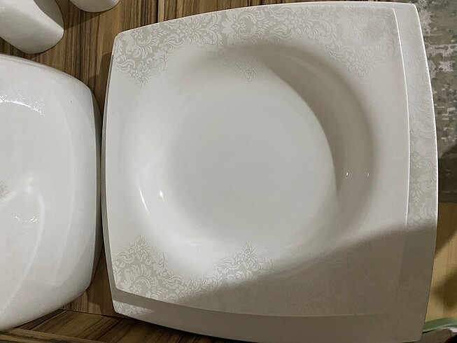 Karaca Karaca fine Bone 82 parça yemek takımı