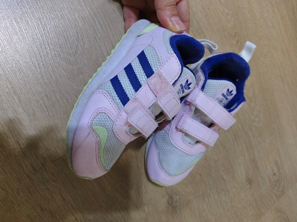 Kız Çocuk Pembe Adidas Spor Ayakkabı - Görsel 2