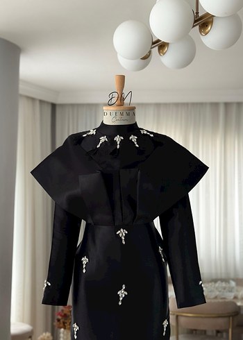 Siyah Nakışlı Uzun Kollu Uzun Abiye Elbise - Görsel 4