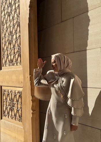 Beyaz Parlak İpek Görünümlü Bohem Şal - Görsel 3