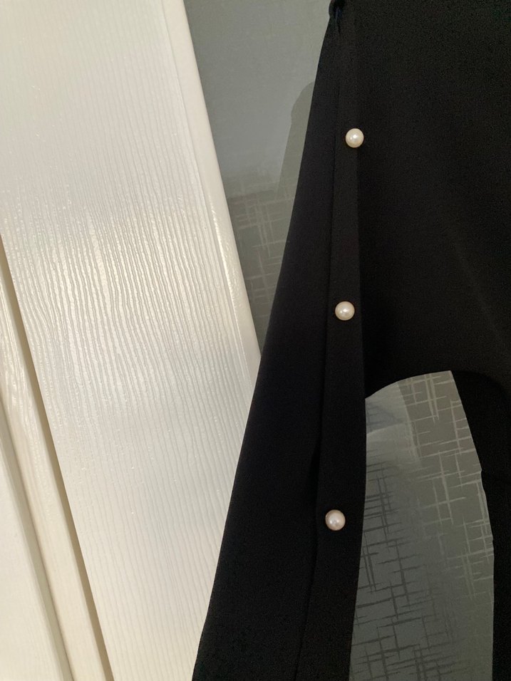 İnci detaylı siyah elbise - Görsel 3