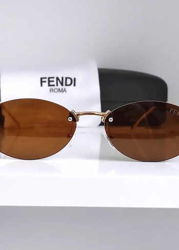 Fendi taşlı Kadın güneş Gözlüğü