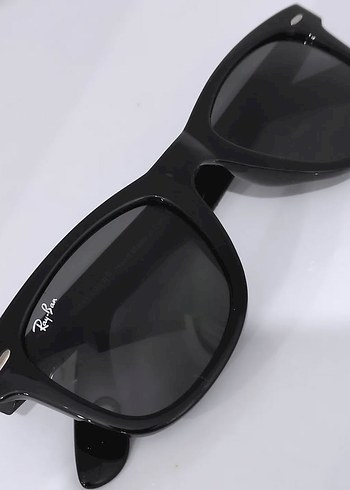 Ray Ban Parlak Siyah wayfarer eğik Kadın Gözlüğü