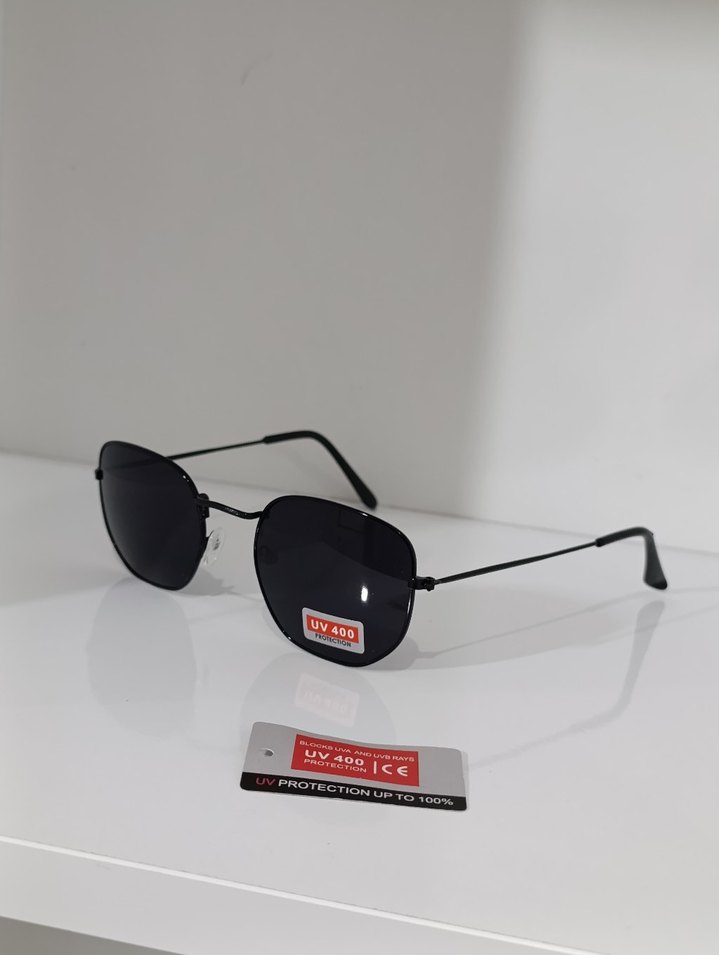 Siyah Minimalist Erkek Güneş Gözlüğü - Görsel 3