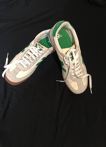 40 Beden beyaz Renk New balance unisex 40 numara erkek ayakkabısı