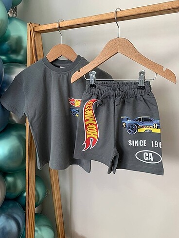 Hotwheels şortlu takım