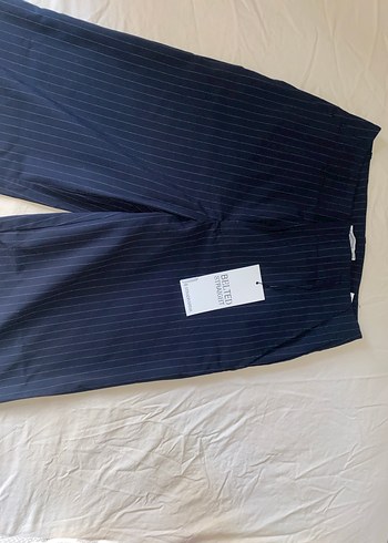 Stradivarius Lacivert Çizgili Pantolon - Görsel 2